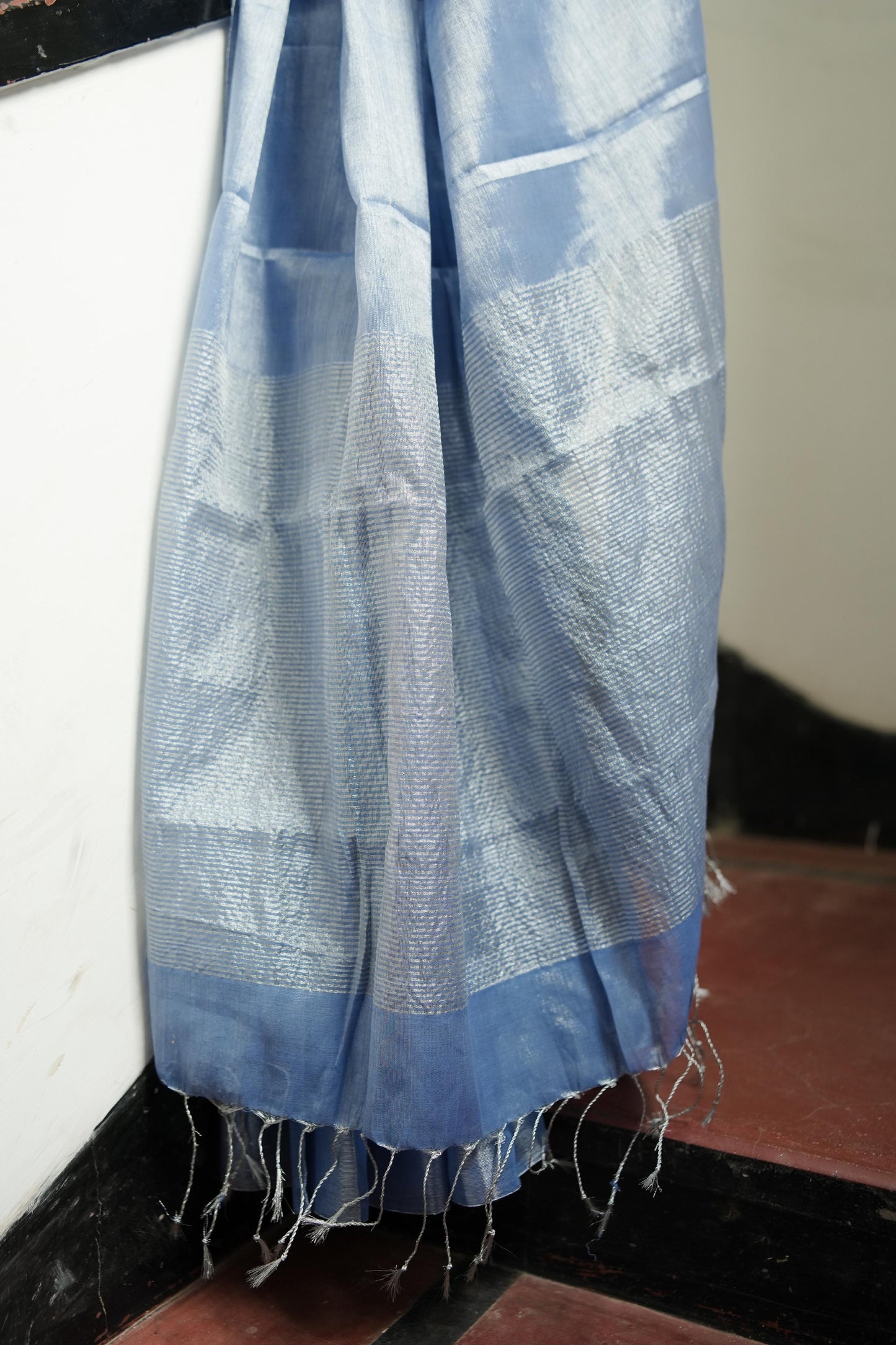 Weaves of Bengal - Sitara - Tissue Zari Blue Onjona saree