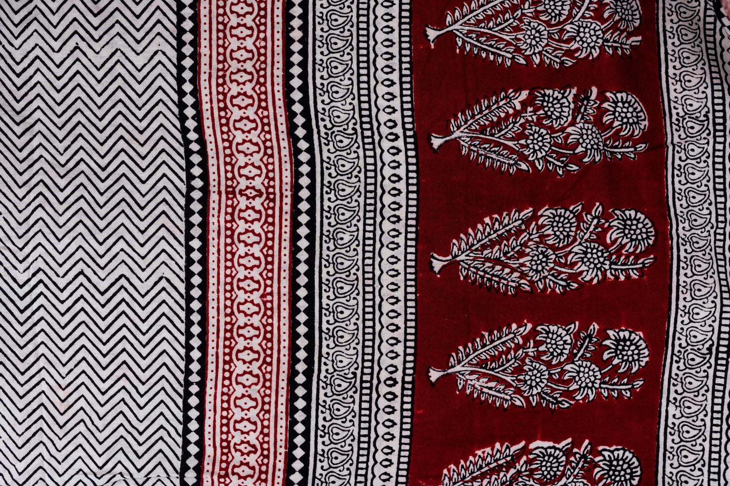 Kaisori Nandana - Maithir Bagh handblockprinted cotton saree Kaisori