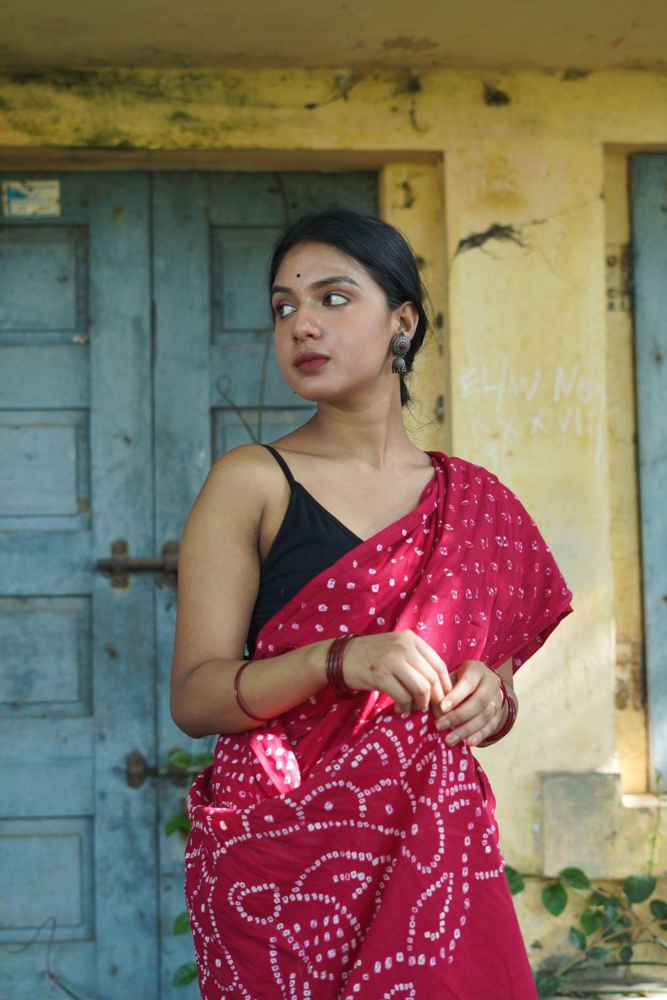 Boond - Bandhani red cotton Bandhani cotton saree Kaisori