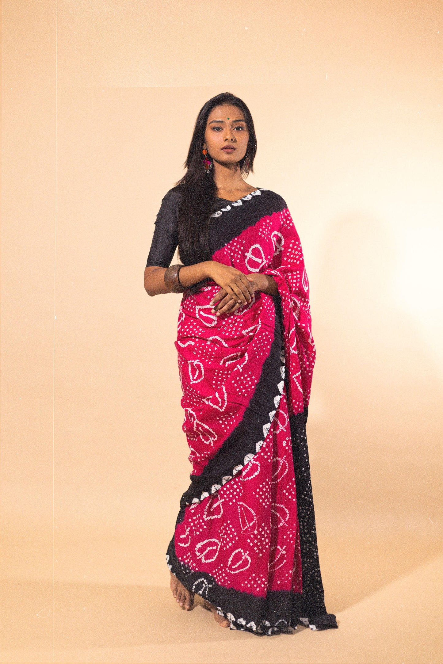 Boond - KaisoriBandhani pink and black Bandhani cotton saree Kaisori