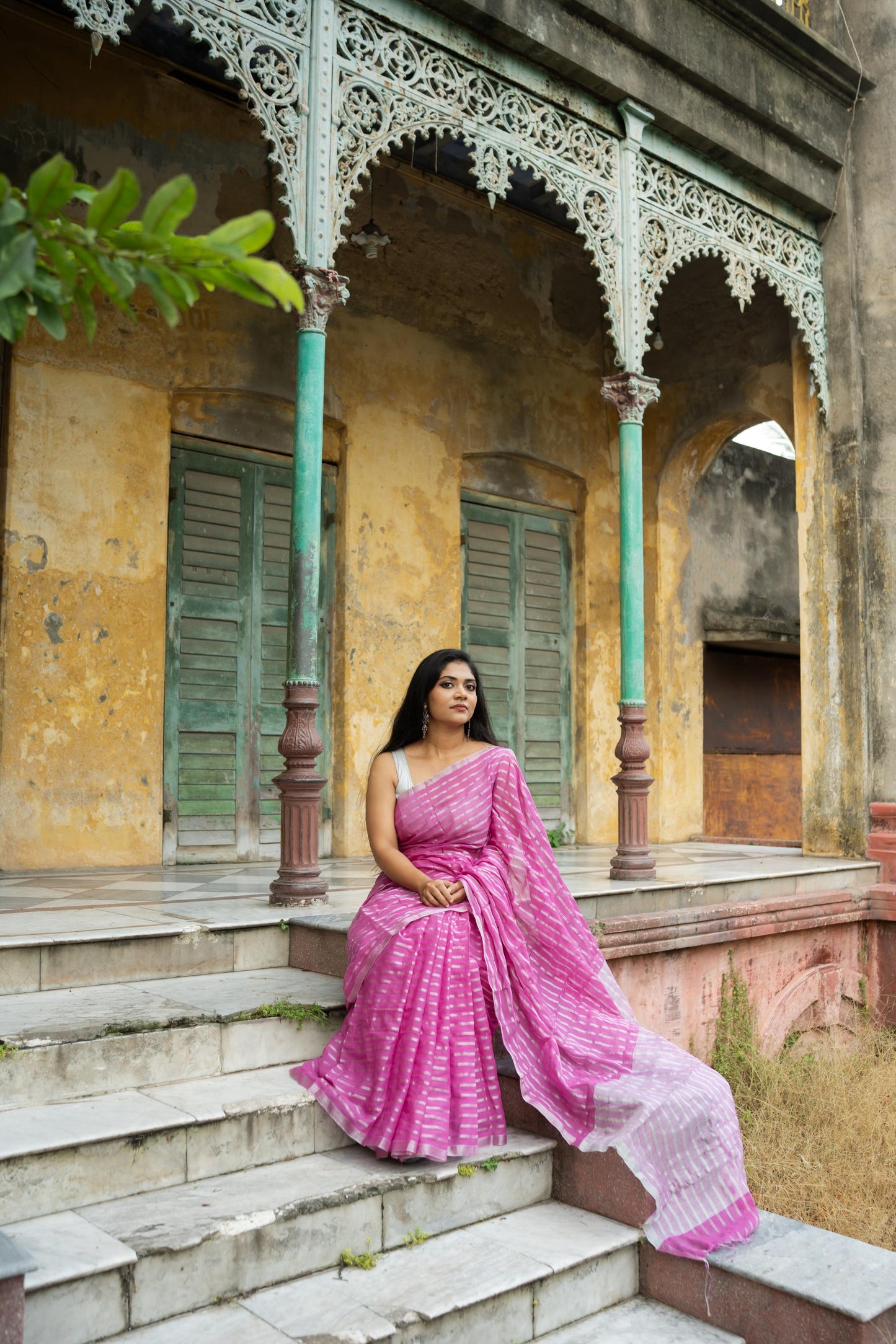 Weaves of Bengal - Sitara - Pink zari cotton saree