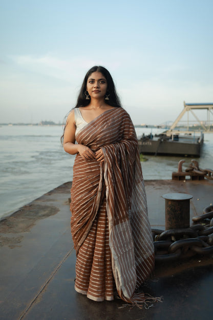 Weaves of Bengal  - Sitara - Amber zari cotton saree