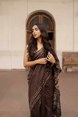Kaisori Malhar - Dabu Pharad Kashish handblockprinted Silk Cotton saree