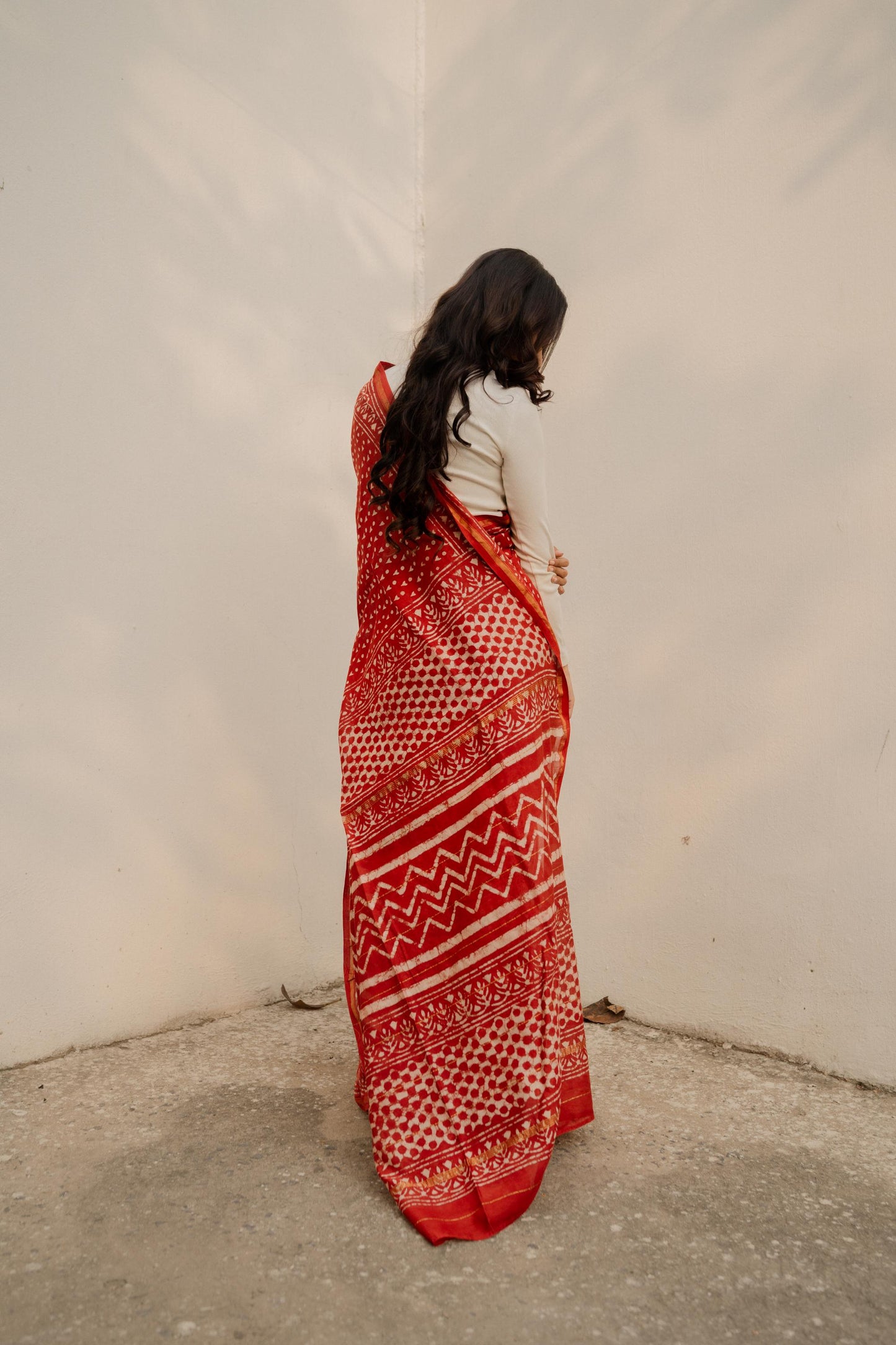 Natural dyed Dabu sarees - Malhar -Laal booti