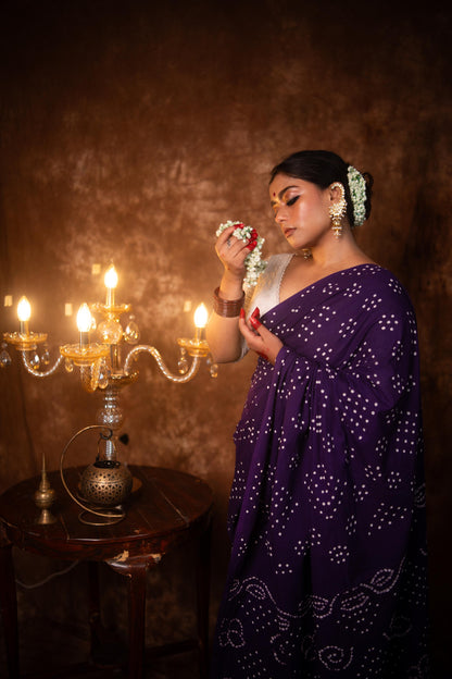 Hand knotted Kutchi Bandhani Dark Green cotton saree - Boondh