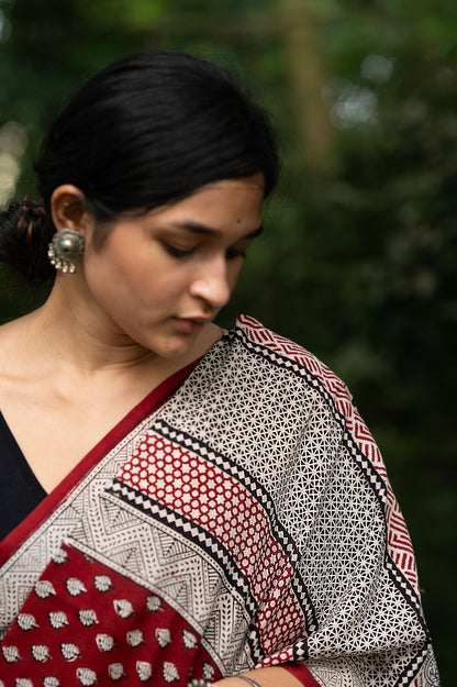 Natural dyed Bagh print sarees - Chitara -  Bindu