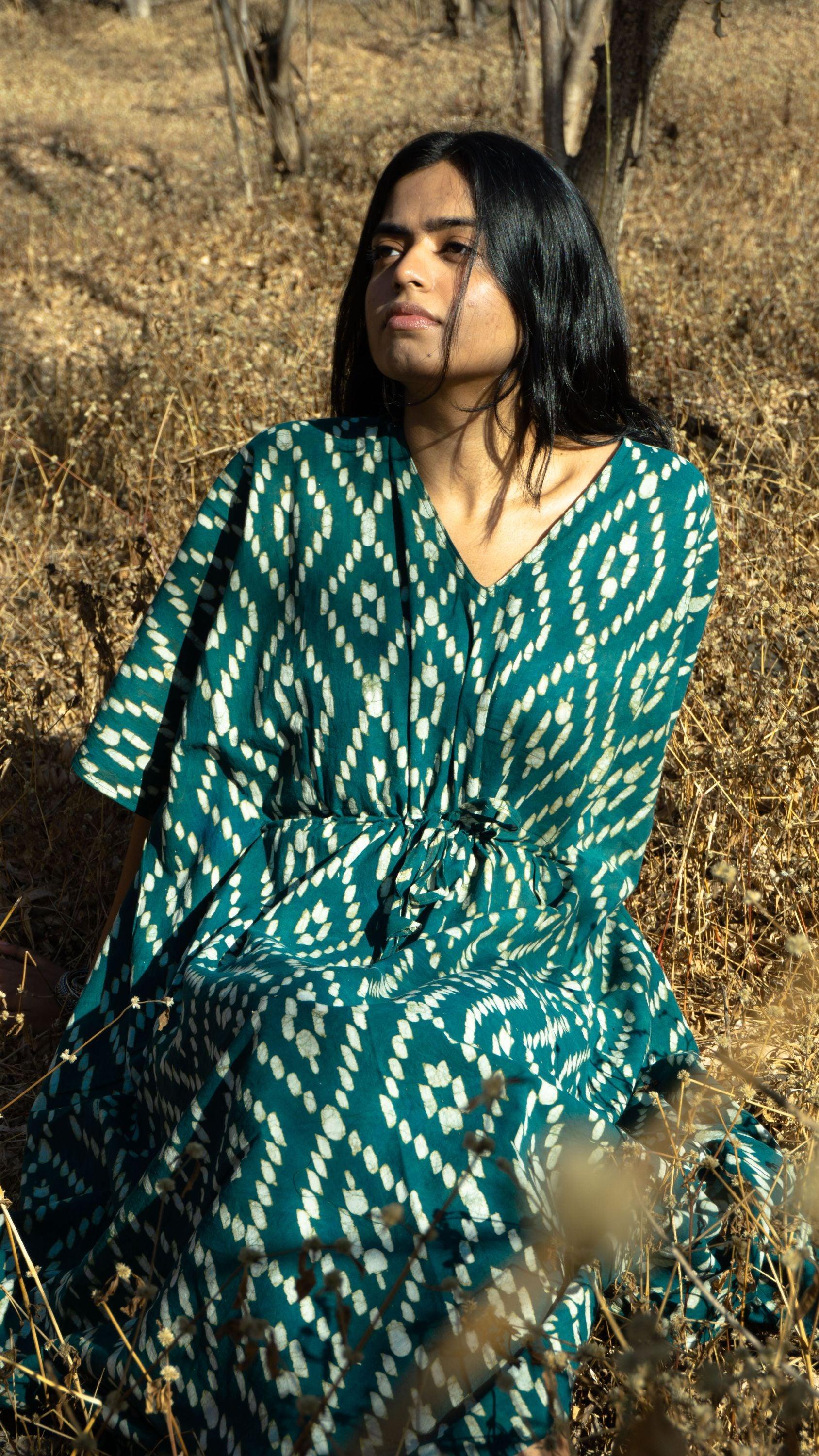 Kaisori Cubic print Mulmul natural dyed green Kaftan Kaisori