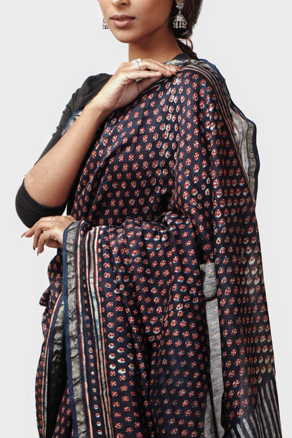 Kaisori Malhar - Dabu Pharad Makkhi handblockprinted Silk Cotton saree Kaisori