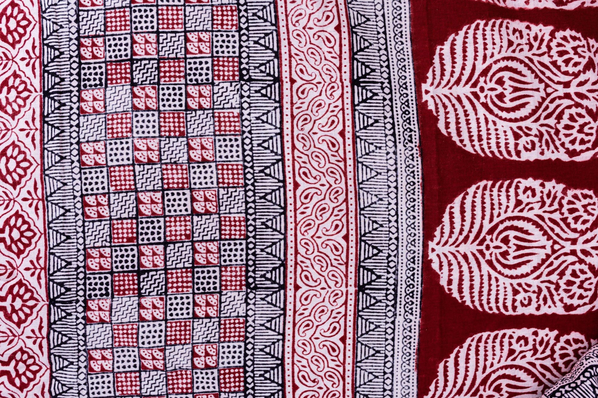 Kaisori Nandana - Leher Bagh handblockprinted cotton saree Kaisori