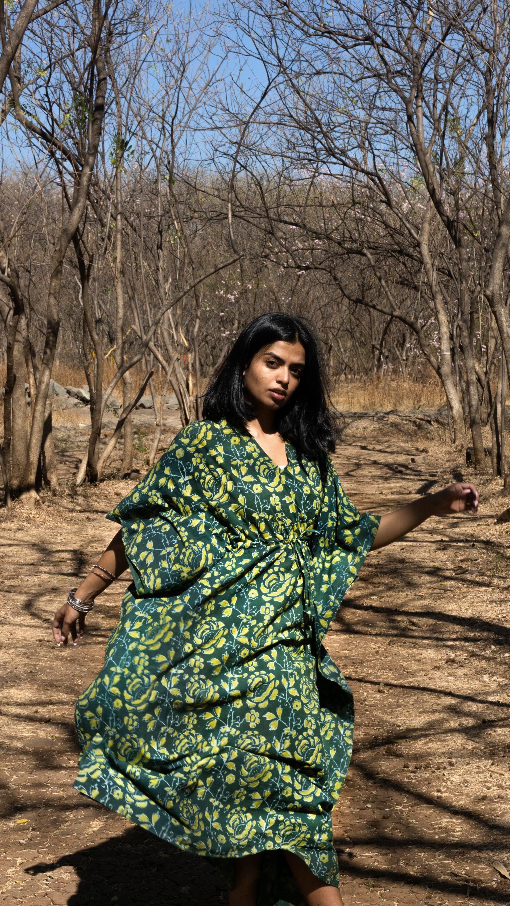 Kaisori Paisley Mulmul natural dyed green paisley Kaftan Kaisori