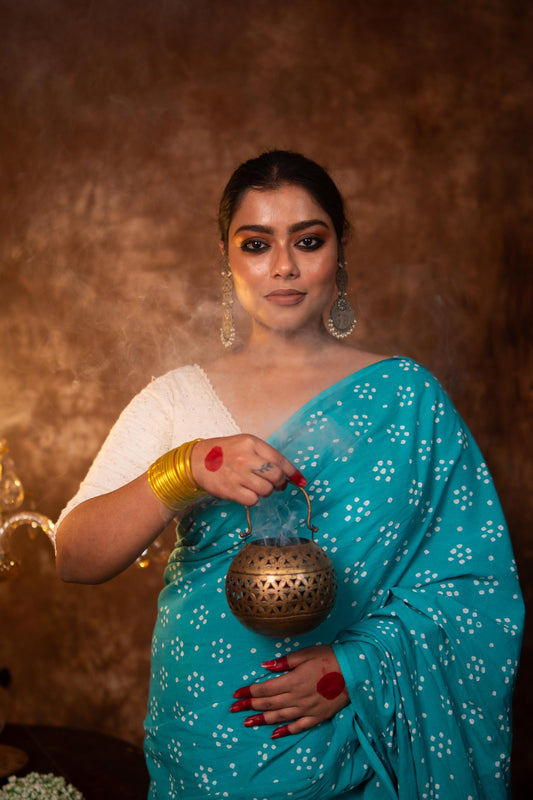 Hand knotted Kutchi Bandhani Blue cotton saree - Boondh