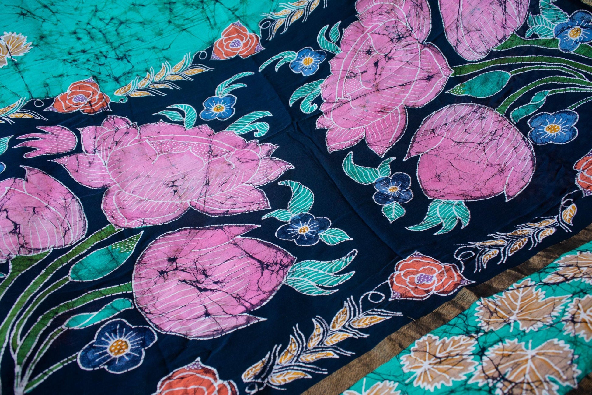 Padma - Narmada Batik Maheswari saree Kaisori