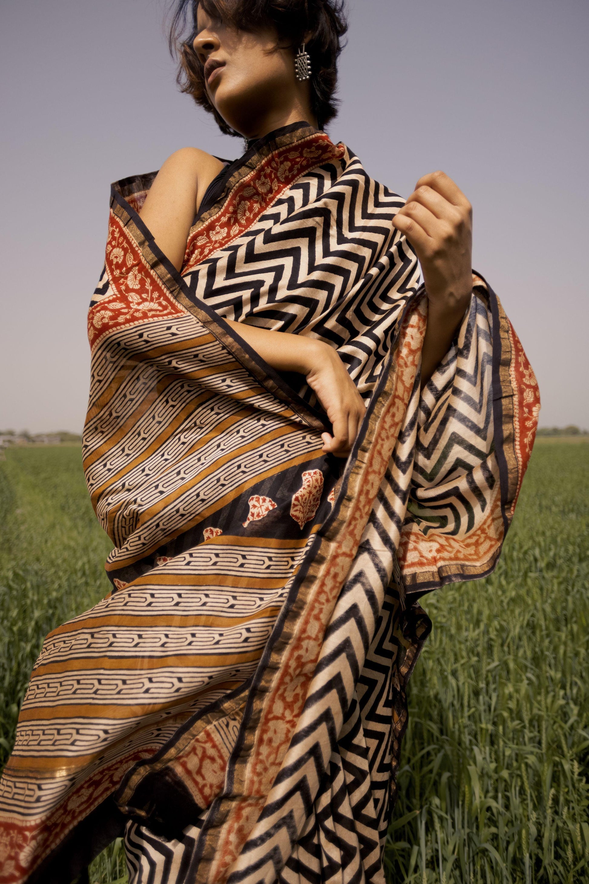 Roheda Chevron Syahi Begar Chanderi Saree Kaisori