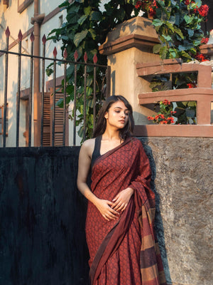 Saree : Buy Designer Sarees for Women Online on Aza Fashions
