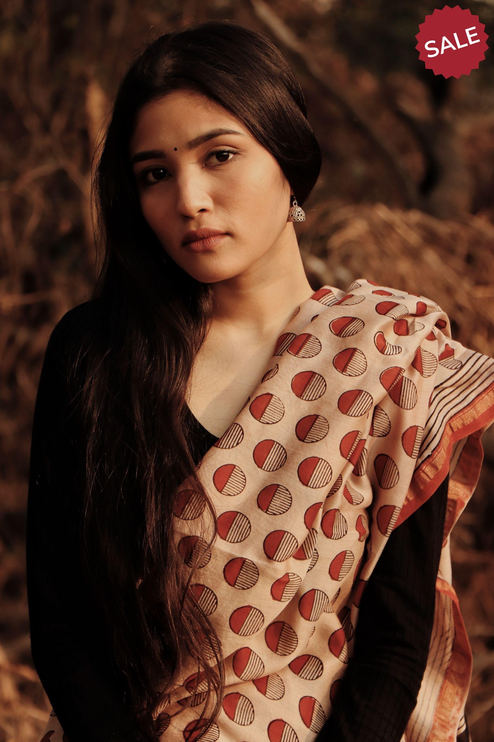 Roheda - Red Syahi Begar  handblockprinted silk cotton saree Kaisori