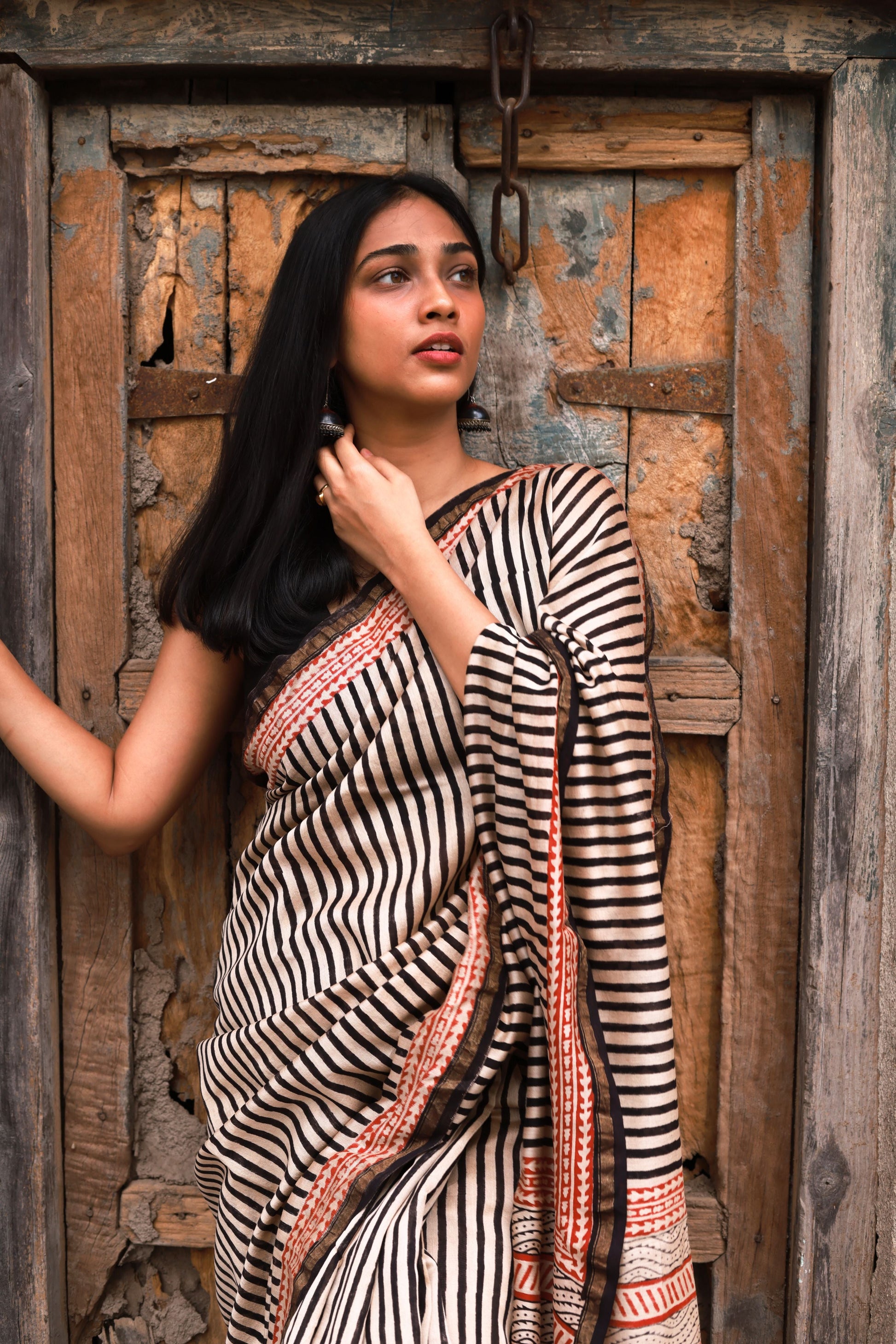 Roheda stripes black Syahi Begar Chanderi Saree Kaisori