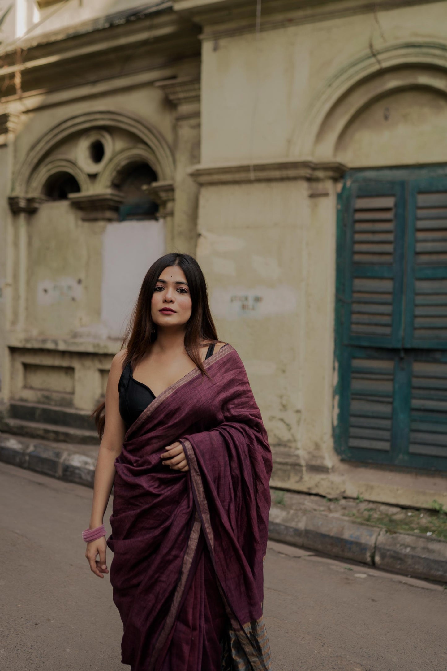 Weaves of Bengal - Sitara- Magenta linen cotton saree