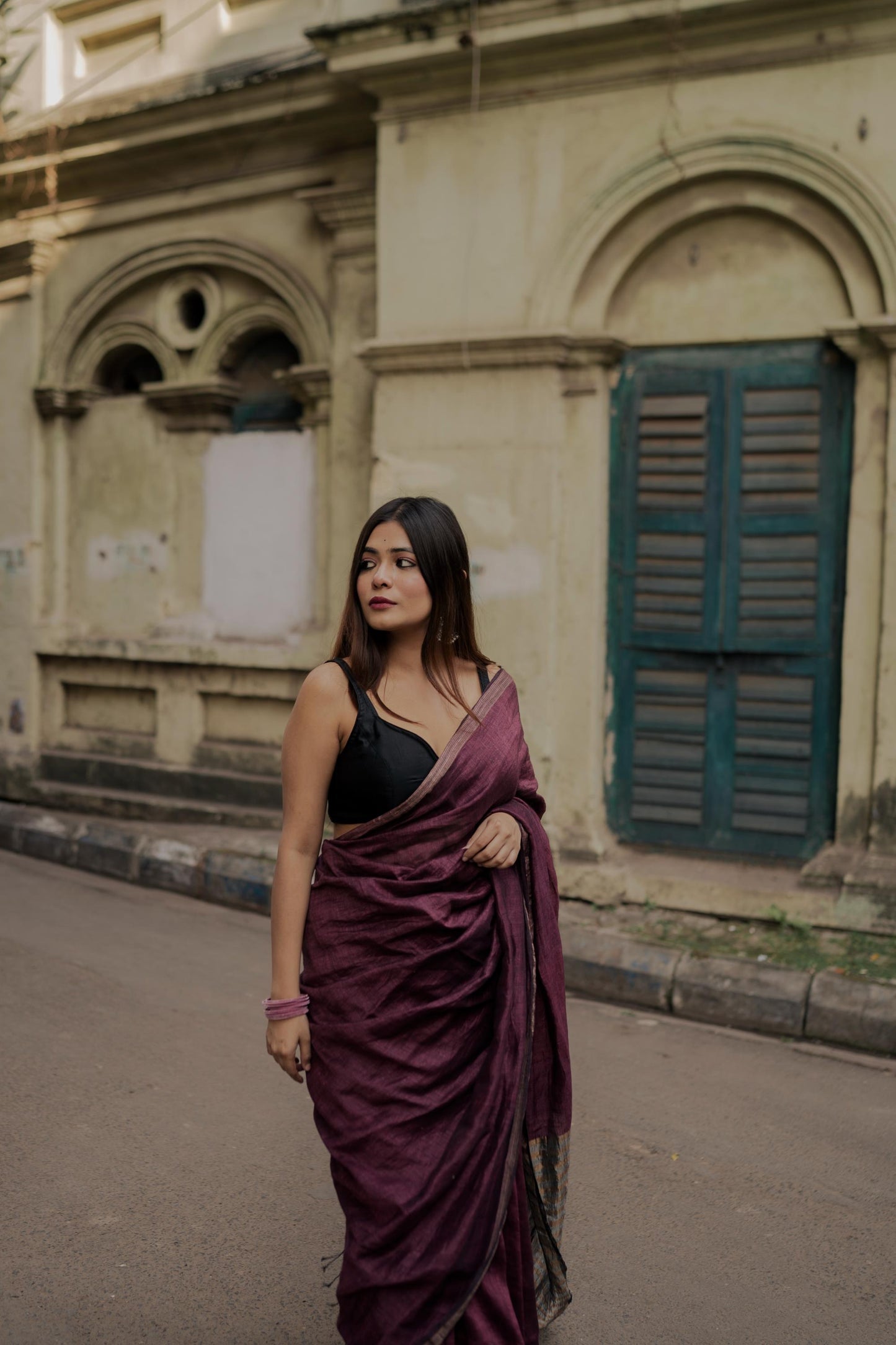 Weaves of Bengal - Sitara- Magenta linen cotton saree