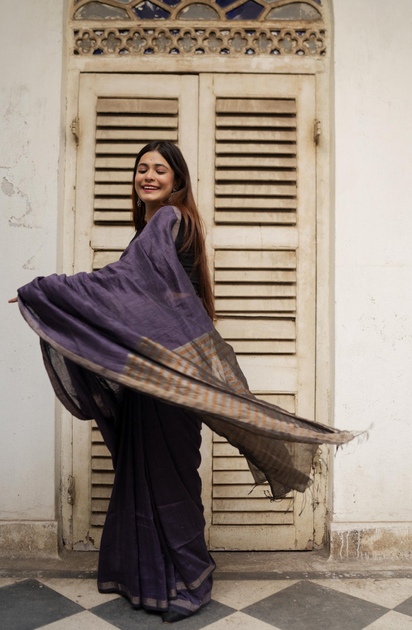 Weaves of Bengal - Sitara- purple linen cotton saree