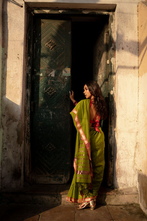 Seher - Green and Pink Gold Maheshwari Saree Kaisori