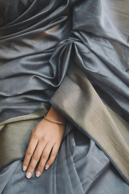 Seher - Grey Maheshwari Saree Kaisori