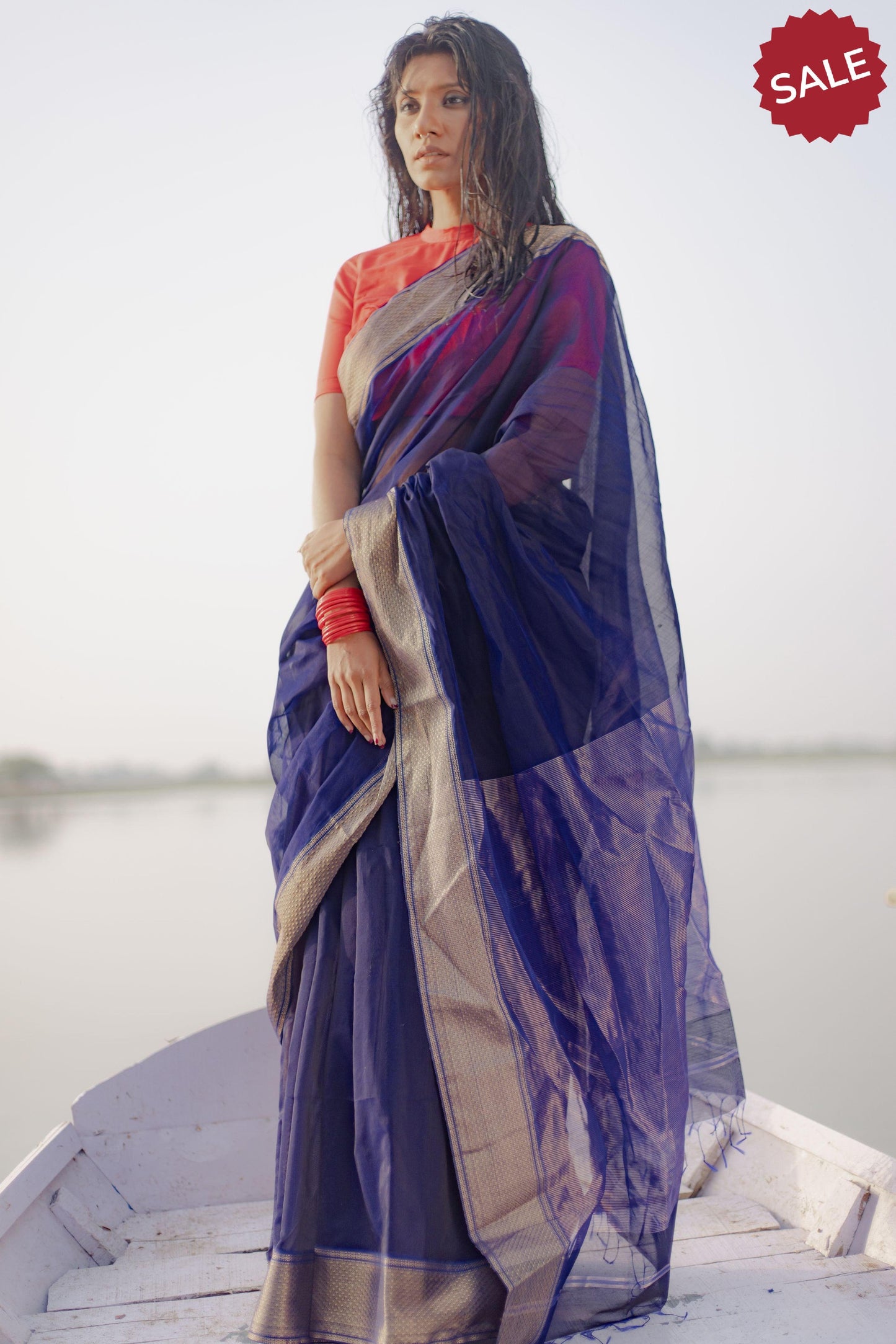 Seher - Navy blue Maheshwari Saree Kaisori