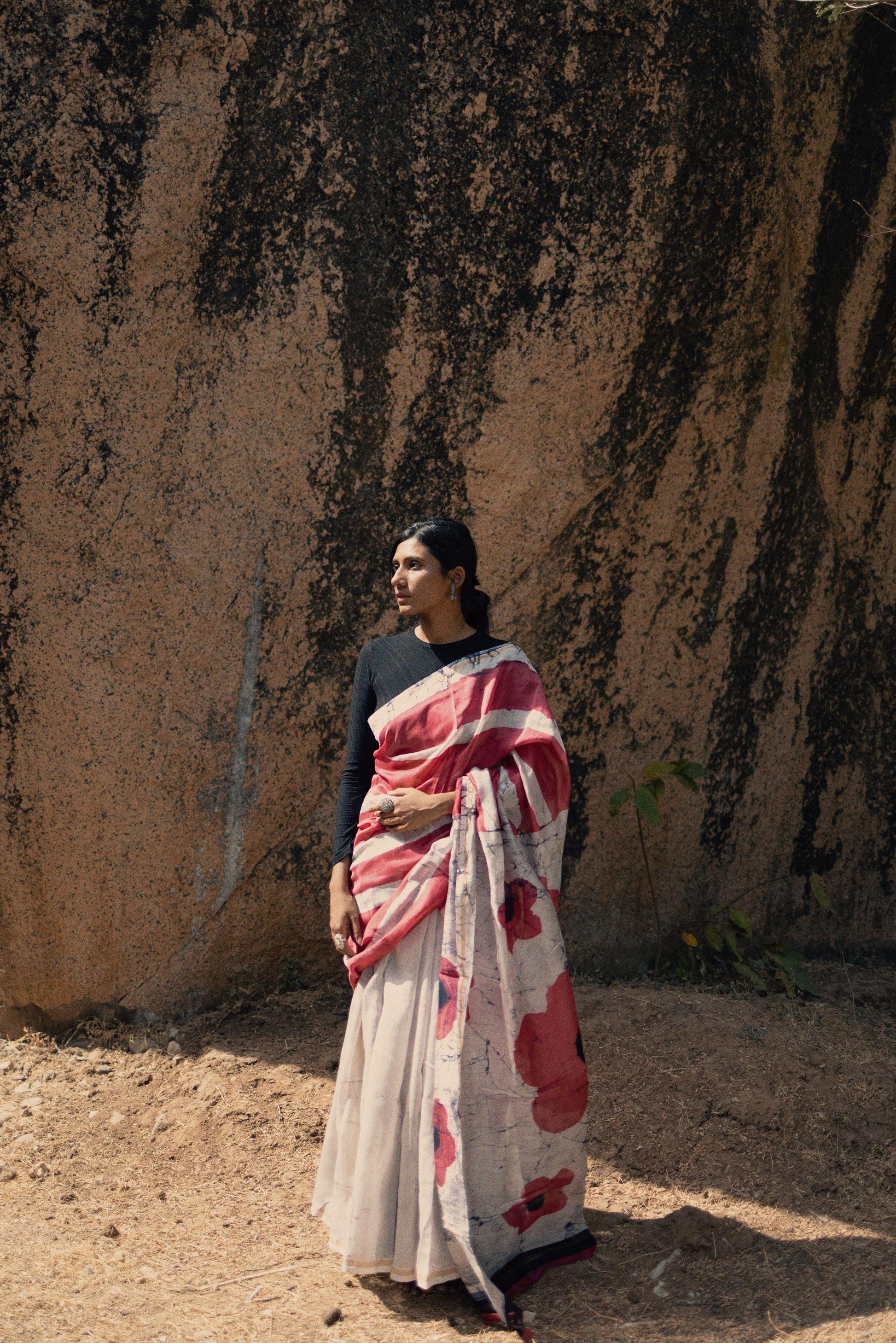 Zahra Batik dye white pink Silk cotton Saree Kaisori